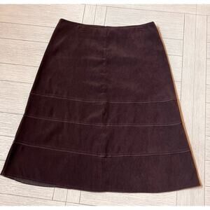 Dressbarn lined poly, spandex knee length skirt. Velvet feel, back zipper. Sz 14
